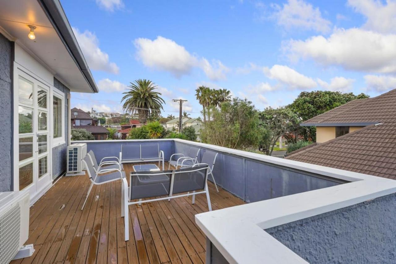 Amazing Home By Beach - Fully Aircon-Ed - Wifi Auckland Exteriör bild